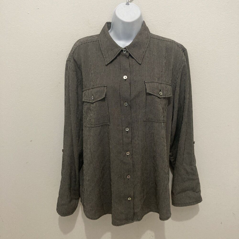 CHICO'S DESIGN gray black striped long roll tab sleeves button up top 2/M